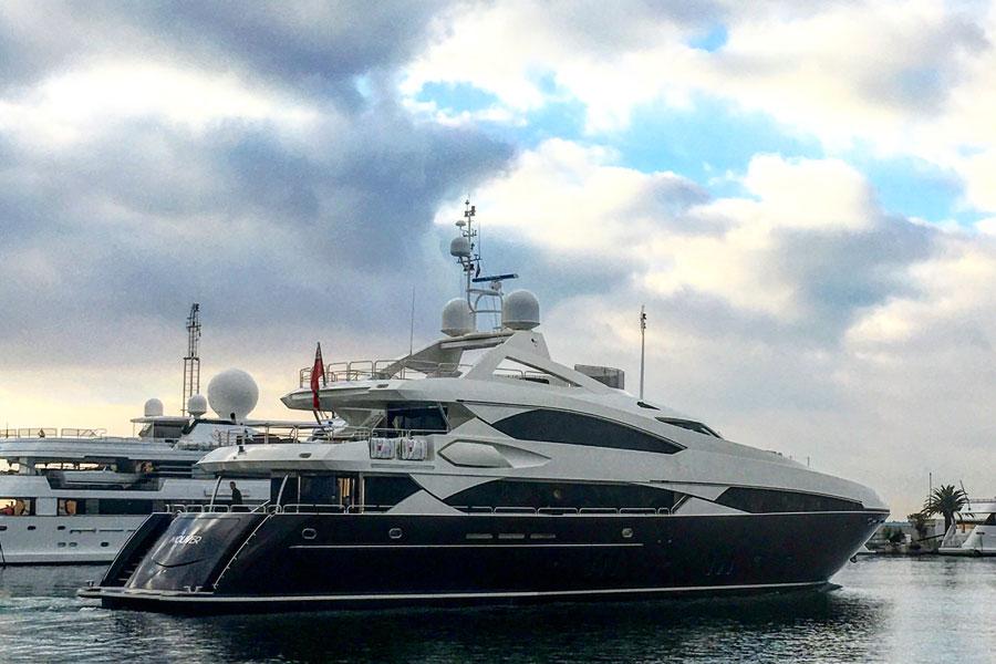 Two of our favourite yachts head over to the Caribbean for some winter sun.